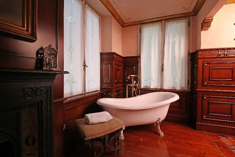Villa La Vittoriana Saló 3*,  Italien
