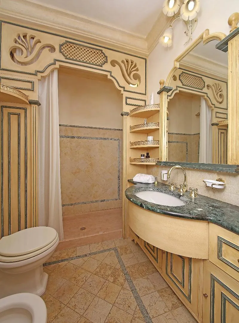 Villa La Vittoriana Saló Hotel